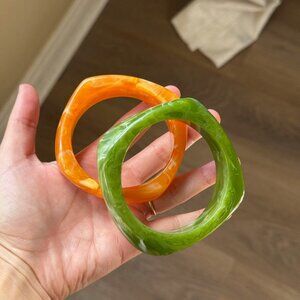 Chunky Resin Bangle Set - Green and Orange Marble Pattern